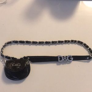 DOLCE & GABBANA chain belt w small pouch